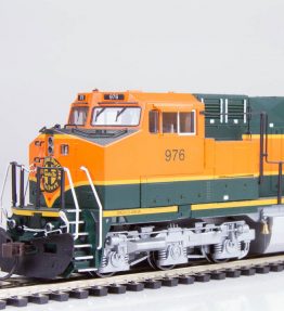 US Diesellok GE C-44-9W "Dash 9" v. KATO DC